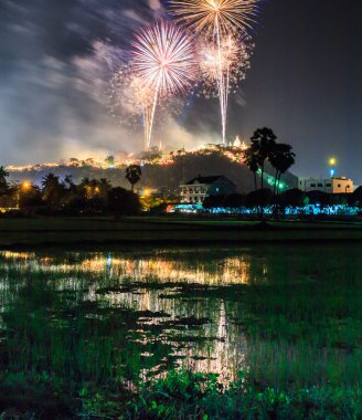 Güzel fireworks uygulamasında kutlama