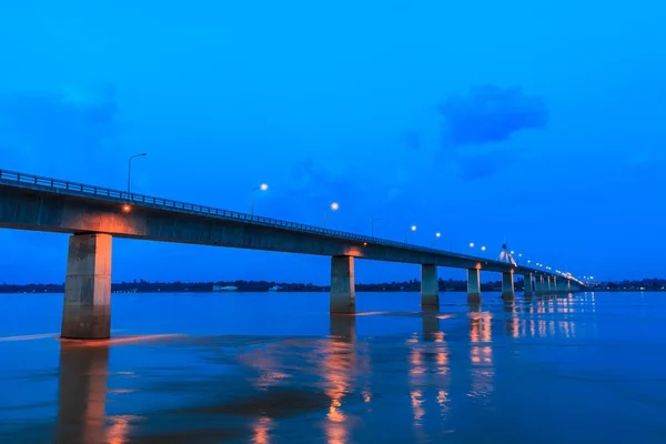 Puente de la amistad en Tailandia — Foto de Stock