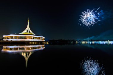 Suan Luang Rama IX, havai fişek