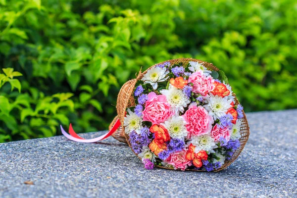 Hermoso ramo de flores —  Fotos de Stock