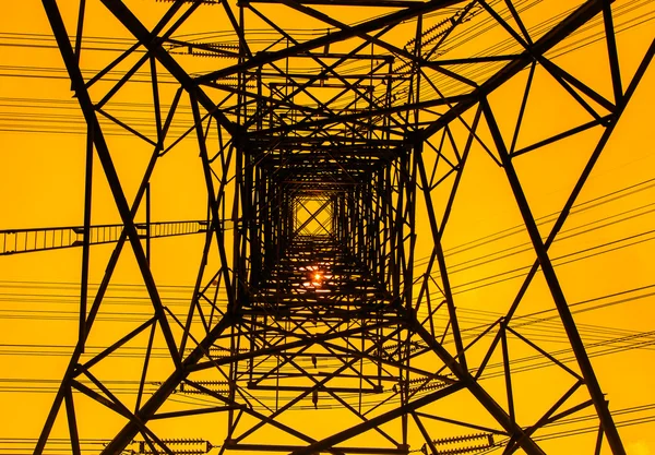 Silhouettes Electricity pylon — Stock Photo, Image