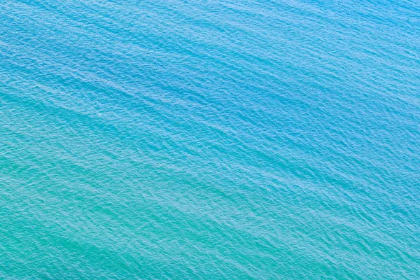 清澈的蓝色海水 — 图库照片