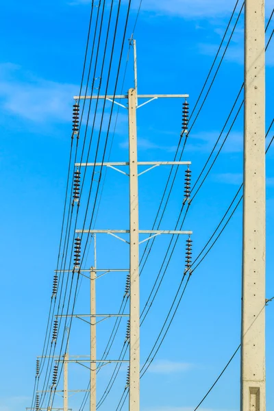 Postes postes eléctricos —  Fotos de Stock