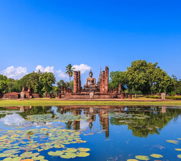 Sukhothai historický park v Thajsku — Stock fotografie