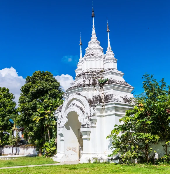 Wat Suan Dok Golden pagode — Stockfoto