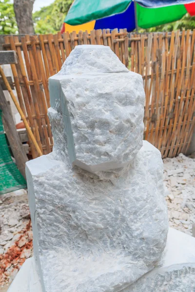 大理石の彫像仏 — ストック写真