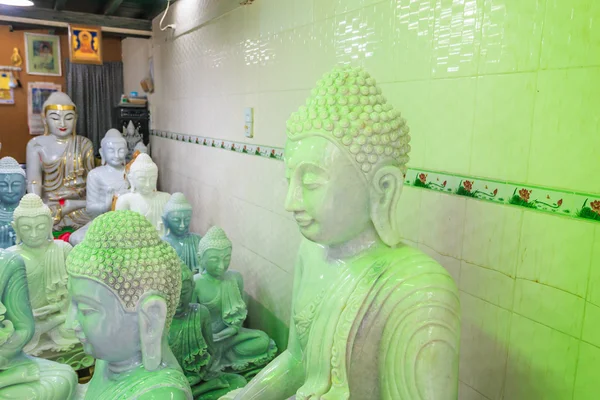 Marble statue Buddha — Stock Photo, Image