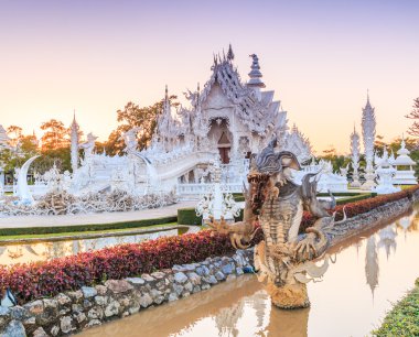 WAT Rong Khun Tay Tapınak