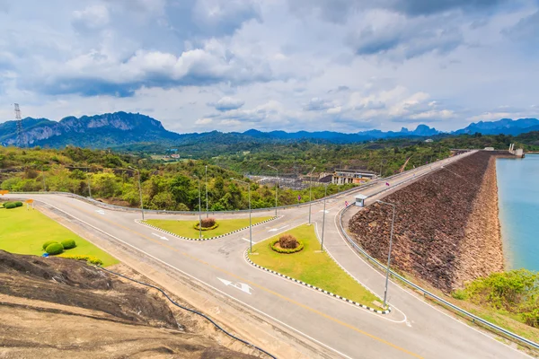 Prowincja Ratchaprapha Dam Surat Thani — Zdjęcie stockowe