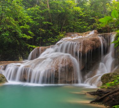 Erawan Tayland şelale