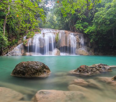 Erawan Tayland şelale