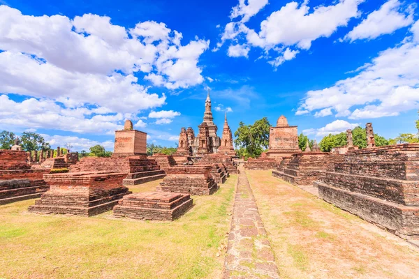 Casco antiguo del parque histórico de Sukhothai — Foto de Stock