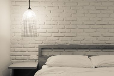 koydu yatak odasında