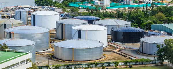 Oil tanks at bangkok — Stock Photo, Image