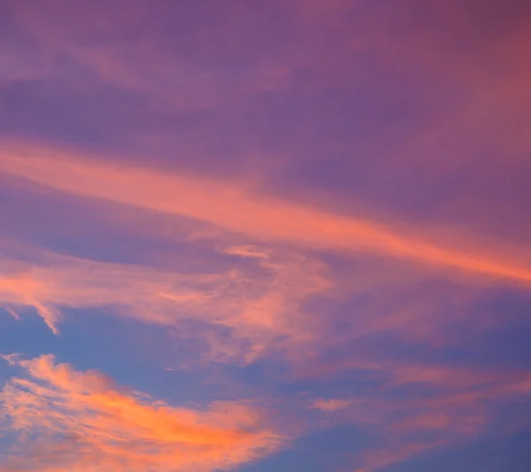 Günbatımı Gökyüzü ve Bulutlar — Stok fotoğraf