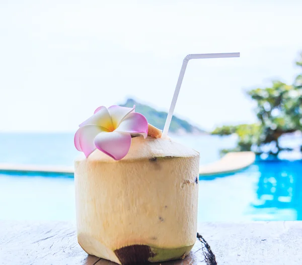 Coconut water drink — Stock Photo, Image