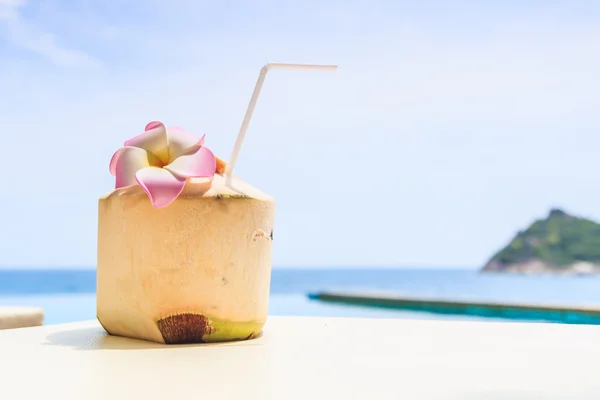 Coconut water drink — Stock Photo, Image