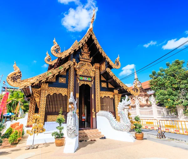 Gamla trä tempel i chiang — Stockfoto