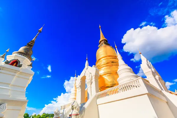 Temple Wat Suan Dok — Stock Photo, Image