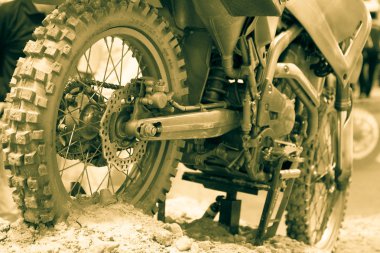 Arka tekerlek motocross Kiralama