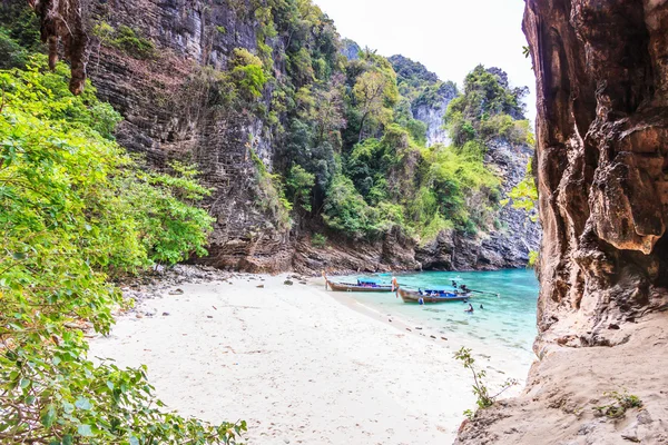 Morze pejzaż na plaży railay — Zdjęcie stockowe