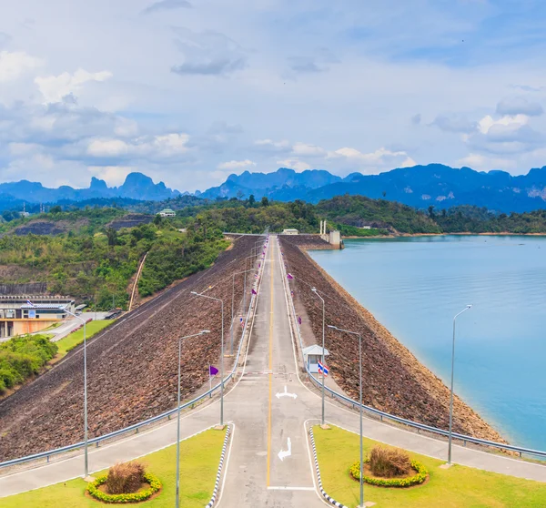 Ratchaprapha Dam Surat Thani province — Stock Photo, Image