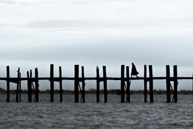 U olmak Köprüsü'nde Günbatımı