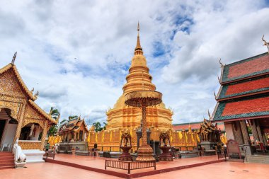 Tapınak wat phrathat Hariphunchai: Lamphun