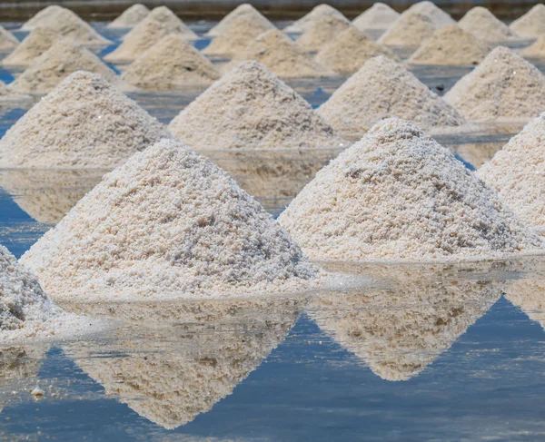 Naklua Masse von Salzhaufen — Stockfoto