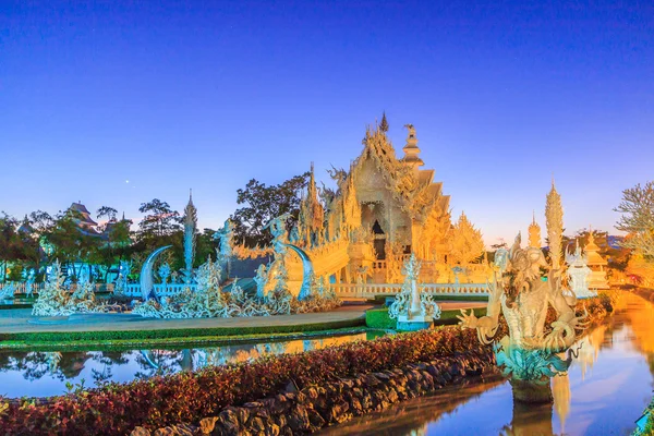 Wat Rong Khun Rozciągacz Thai — Zdjęcie stockowe