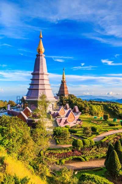 Pagoda Inthanon Milli Parkı içinde — Stok fotoğraf