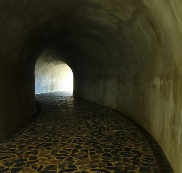 Túnel de passarela de pedra — Fotografia de Stock