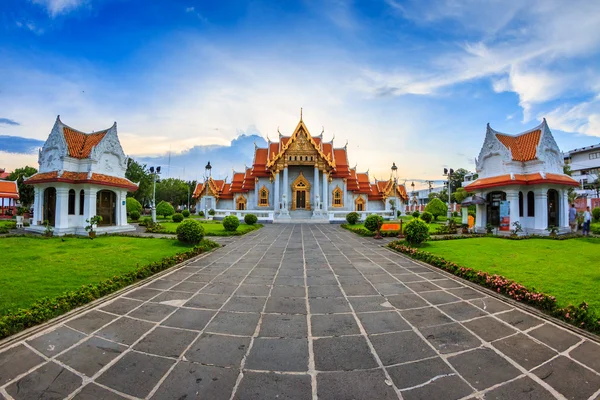 Templo de Wat Benjamaborphit Dusitvanaram — Foto de Stock