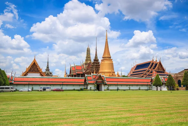 Punkt orientacyjny Wat Phra Kaeo, — Zdjęcie stockowe