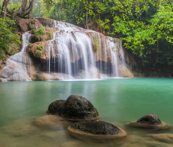 Erawan Cachoeira da Tailândia — Fotografia de Stock