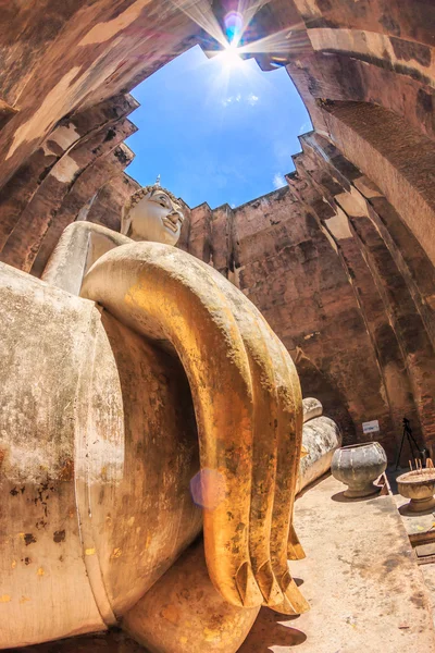 Buda heykeli Sukhothai Park — Stok fotoğraf