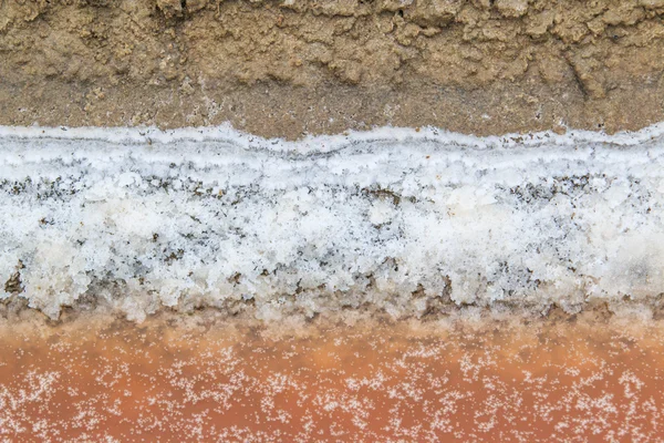 Salzhaufen in Bauernhof am Meer — Stockfoto