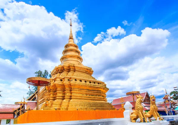 Wat Phra Sri Chomtong Tapınağı — Stok fotoğraf