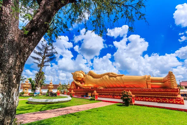 Buda Vientiane tapınağında uyku — Stok fotoğraf