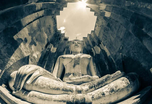 Eski Buda heykeli — Stok fotoğraf