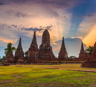 WAT chaiwatthanaram Tapınağı