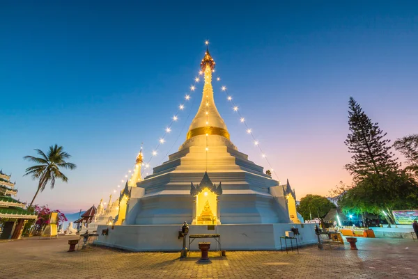 Świątynia Wat Phra że Doi Kong Mu — Zdjęcie stockowe