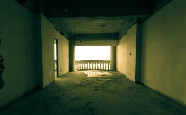 Edifício vazio abandonado — Fotografia de Stock