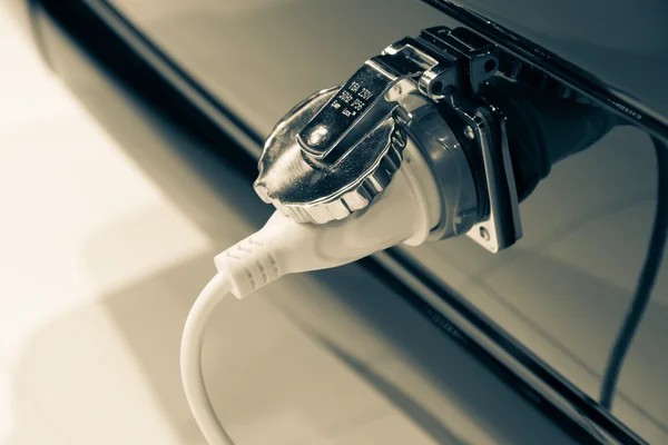 Fonte de alimentação elétrica do carro — Fotografia de Stock