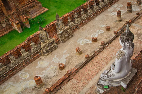 Alte Buddha-Statuen — Stockfoto