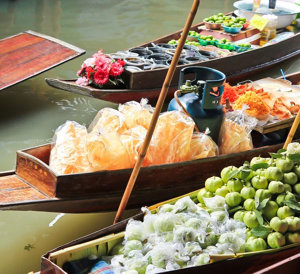 Marché flottant de Damnoen Saduak — Photo