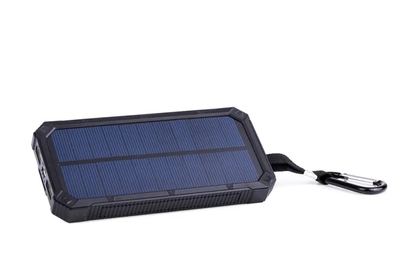 Портативное солнечное зарядное устройство для смартфона . Лицензионные Стоковые Изображения