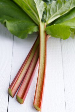 Ravent Beyaz ahşap tablo.