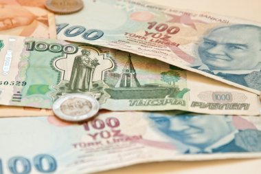 İki Avrupa para birimleri - Rus Rublesi ve Türk Lirası