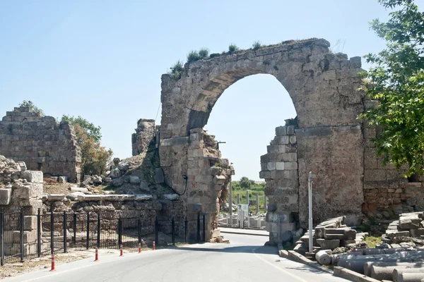 Gate of Vespasian in Side, Turkey — Stock Photo, Image